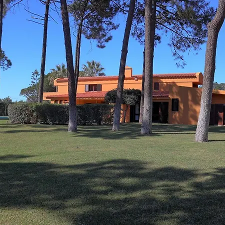 Casa Da Palmeira, Pool & Soccer Pitch *